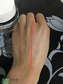 蒂佳婷素顏霜孕婦可以用嗎？v7素顏霜孕婦可以用嗎