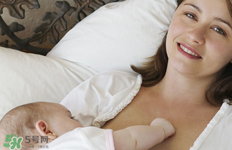 正常母乳是什么顏色？什么顏色的母乳營養(yǎng)高？