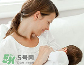 哺乳期奶水有血是什么原因？哺乳期奶水有血能喂奶嗎？