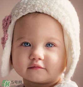 寶寶濕疹可以涂郁美凈嗎？ 寶寶濕疹涂什么管用？