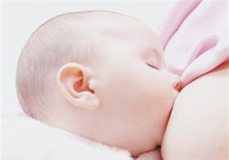 我的奶水發(fā)黃是怎么回事？ 哺乳期奶水發(fā)黃還可以喂奶嗎？