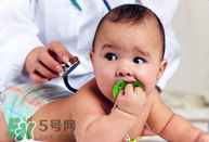 寶寶發(fā)燒有什么物理降溫法？寶寶發(fā)燒怎么降溫快？