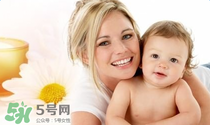 寶寶一般在什么時(shí)候會(huì)叫爸爸媽媽？寶寶說話和智力有關(guān)系嗎