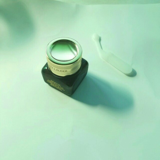 黑眼圈很重用什么眼霜？黑眼圈嚴(yán)重用什么眼霜