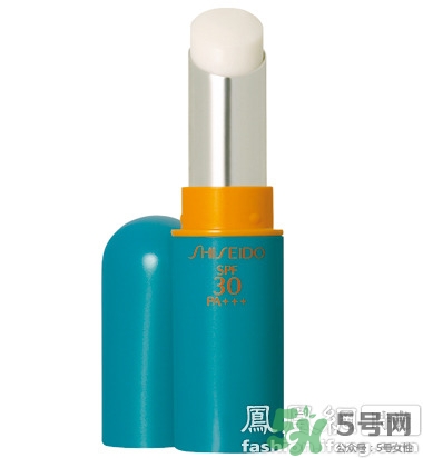 防曬唇膏要卸妝嗎？防曬潤(rùn)唇膏要卸妝嗎