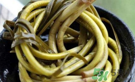 蒜薹怎么腌？腌蒜臺的家常做法大全