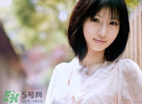 臉上為什么會(huì)長濕疹?女人臉上長濕疹怎么辦?