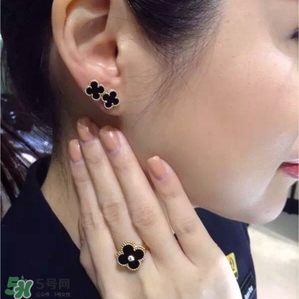 梵克雅寶項(xiàng)鏈?zhǔn)鞘裁床馁|(zhì)？vca項(xiàng)鏈?zhǔn)屈S金的嗎