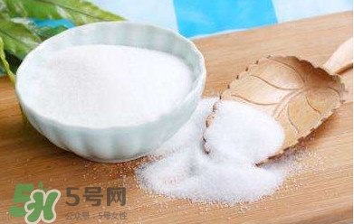 鹽水洗鼻用什么鹽？鹽水洗鼻可以用食鹽嗎？