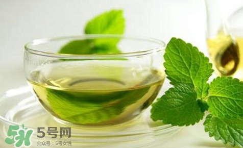 吃什么對(duì)眼睛好？吃什么對(duì)眼睛不好