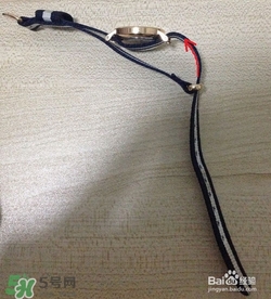 dw手表怎么調(diào)表帶？dw手表表帶太長了怎么辦？