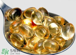 嬰兒吃魚肝油有什么好處？嬰兒吃魚肝油會拉肚子嗎？