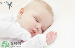 嬰兒蚊香液對(duì)寶寶有害嗎？嬰兒蚊香液能不能給寶寶用