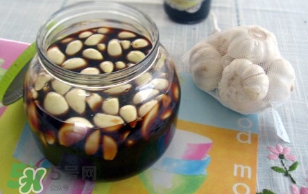 醋泡大蒜有什么功效？醋泡大蒜的功效