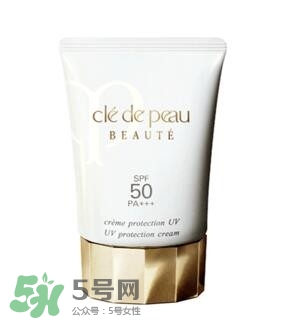 先涂防曬霜還是妝前乳？防曬霜和妝前乳使用順序