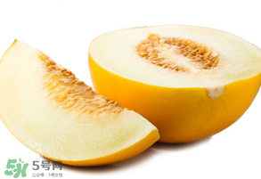 甜瓜和海鮮能一起吃嗎？吃海鮮能吃香瓜嗎？