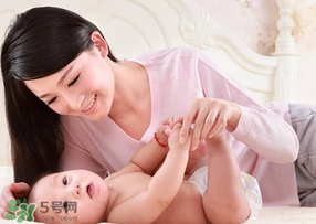 生孩子后為什么遲遲不來例假？生完孩子后多久來大姨媽？