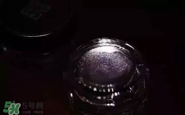 紀梵希黑紫色眼影膏怎么樣？紀梵希黑紫色眼影膏多少錢？