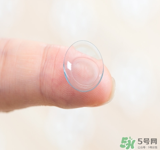 獅王隱形眼鏡輔助液怎么用？獅王隱形眼鏡輔助液使用方法