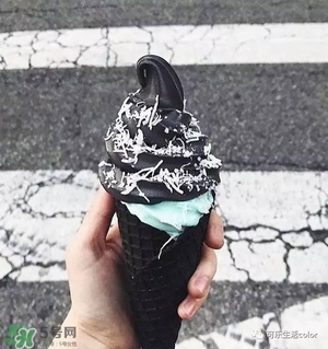炭黑冰淇淋好吃嗎？炭黑冰淇淋哪里買？