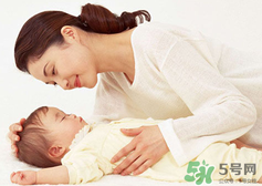 夏季做月子能開(kāi)空調(diào)嗎？夏季做月子可不可以吹空調(diào)呢？
