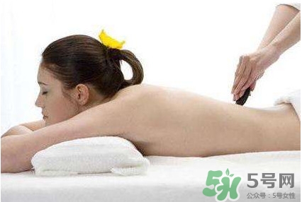 刮痧拔罐可以同時做嗎？刮痧拔罐能一起做嗎