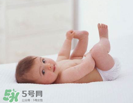 寶寶尿布疹可以擦紅霉素軟膏嗎？紅霉素軟膏對(duì)尿布疹有效嗎？