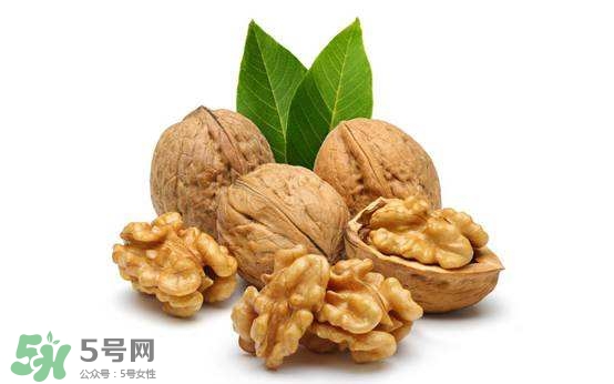 核桃仁怎么保存？核桃仁生吃好還是熟吃好？
