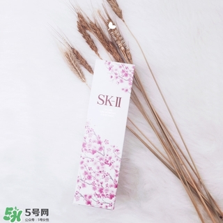 sk2櫻花版和普通版的區(qū)別 skii櫻花神仙水和普通版哪個(gè)貴？