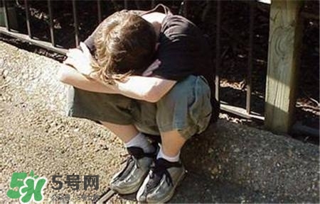 孩子遺精家長(zhǎng)怎么解決？第一次遺精怎么處理？
