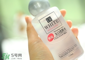 大創(chuàng)美白化妝水怎么用？大創(chuàng)美白化妝水使用方法