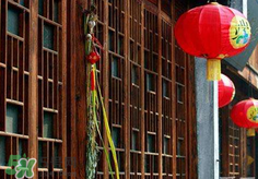 艾草掛門上是什么意思？艾草放門口什么作用？