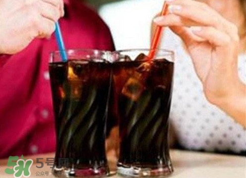 有哪些飲料屬于碳酸飲料？碳酸飲料有哪些品牌
