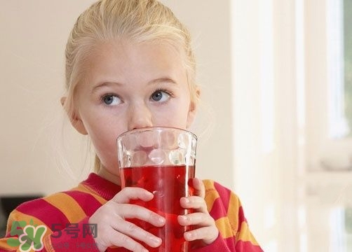 碳酸飲料喝多了會怎么樣？碳酸飲料的危害有哪些