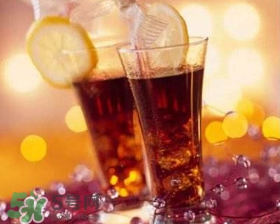 碳酸飲料喝多了會怎么樣？碳酸飲料的危害有哪些