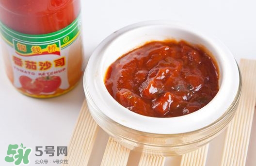 番茄醬是番茄沙司嗎？番茄醬和番茄沙司有什么不同？
