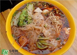 麻辣燙和冒菜有啥區(qū)別？麻辣燙和冒菜哪個好吃？