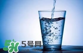 30天不喝飲料，妹子的對比照令人震驚 喝白開水的好處