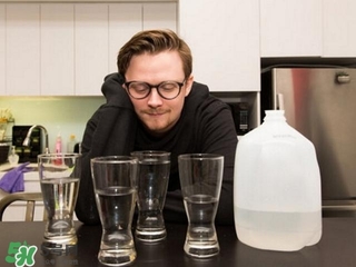 30天不喝飲料，妹子的對比照令人震驚 喝白開水的好處