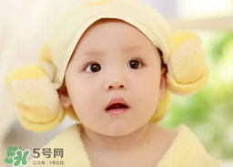 寶寶中暑的癥狀是什么？寶寶夏天如何判斷是否中暑？