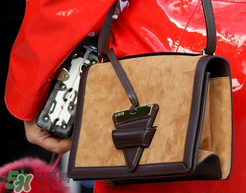 loewe三角包正品多少錢？羅意威巴塞羅那三角包專柜價格