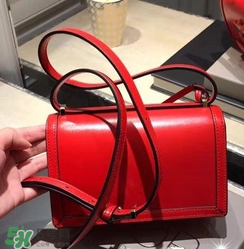 loewe三角包怎么看真假？羅意威巴塞羅那三角包真假辨別