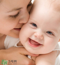 洗鼻器對(duì)寶寶有害嗎？ 寶寶洗鼻器的危害