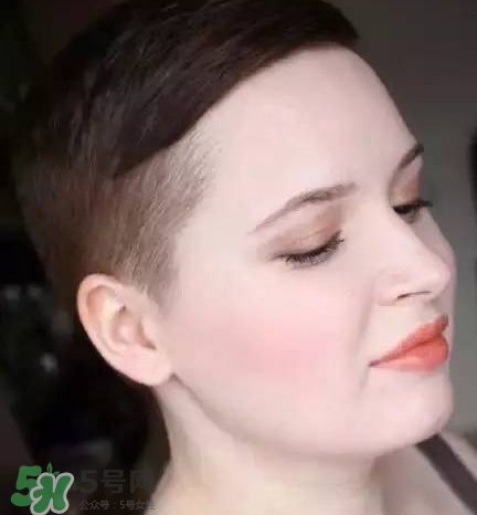 嬌蘭金管口紅怎么樣？嬌蘭金管限量口紅價格