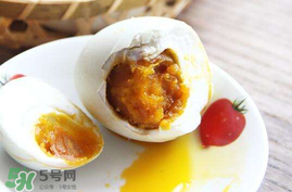 咸鴨蛋能帶上飛機(jī)嗎？飛機(jī)上能帶鴨蛋嗎？
