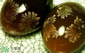松花蛋不能和什么一起吃？松花蛋不能與什么同食