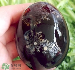 松花蛋是什么蛋？松花蛋是雞蛋還是鴨蛋？