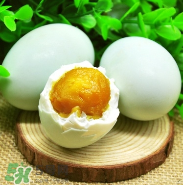 端午節(jié)為什么要吃綠豆糕？端午節(jié)為什么要吃鴨蛋？