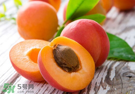 杏和西瓜能一起吃嗎？杏和西瓜能同時吃嗎？