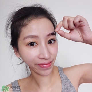 眉膠怎么用？眉膠正確方法圖解